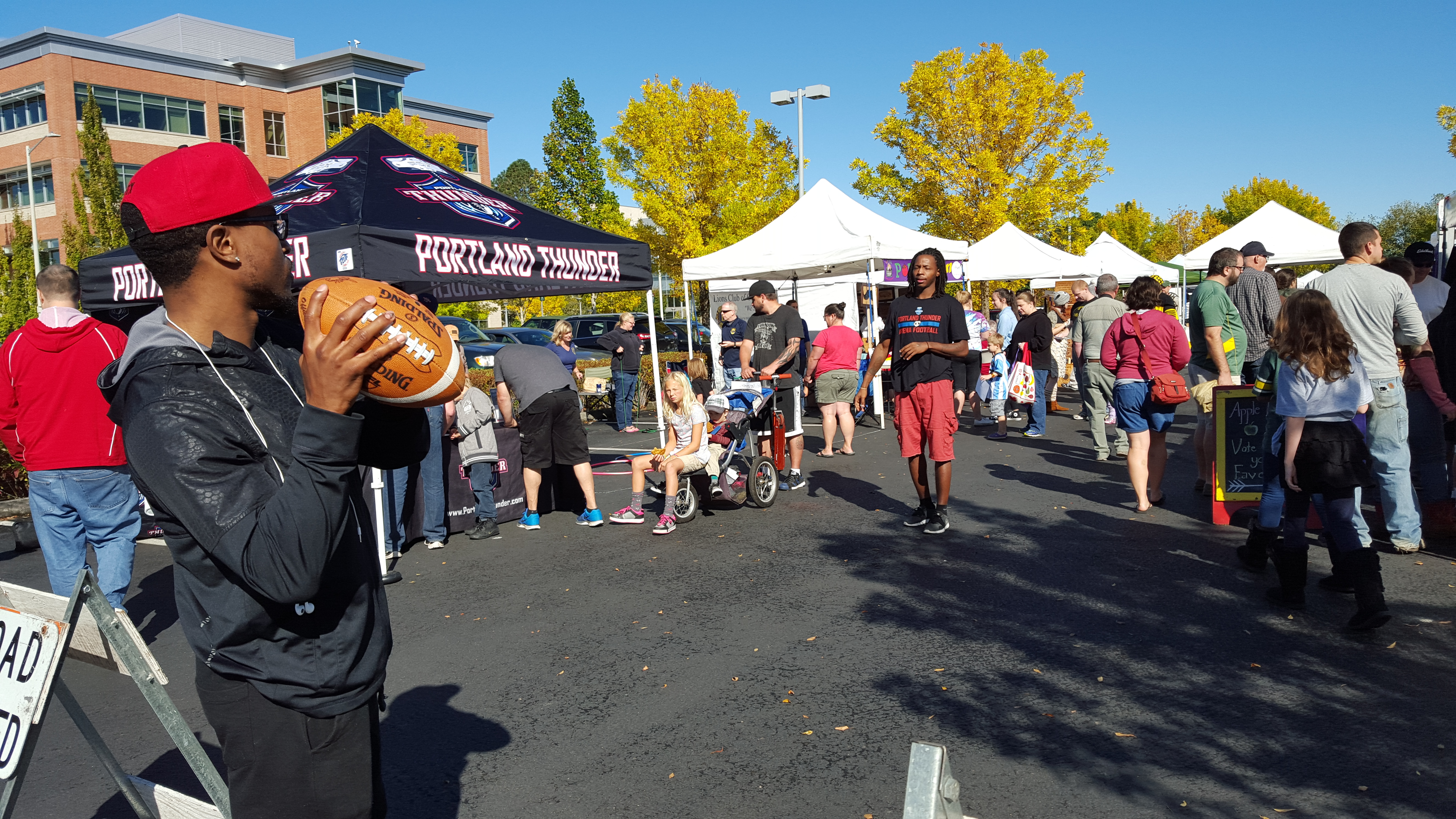 Fun last Saturday with the Portland Thunder...this week... Bike To Market Day! Obstacle course and prizes for the kids!